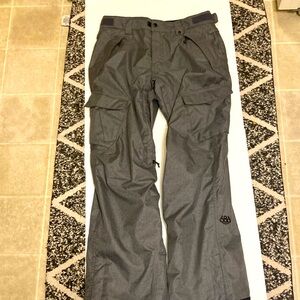686 Snowboard ski pants gray size smalll